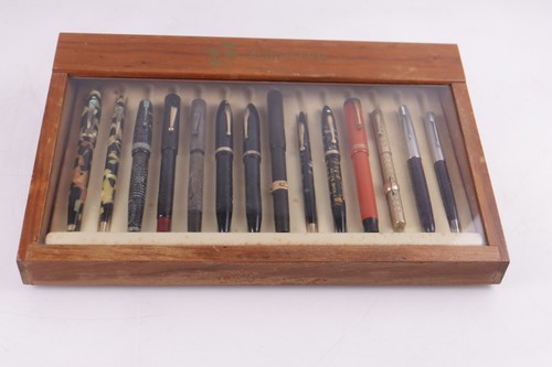 Sheaffer tabletop pen display - pen,